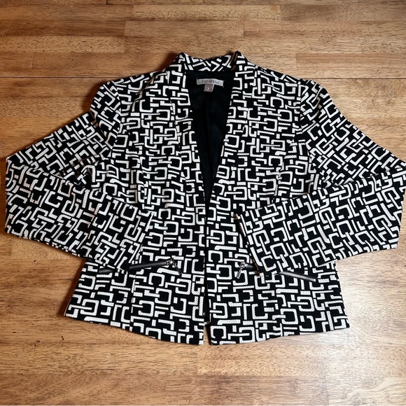 Roz & Ali Black and White Modern Geometric Patterned Blazer Jacket Small - Picture 3 of 11